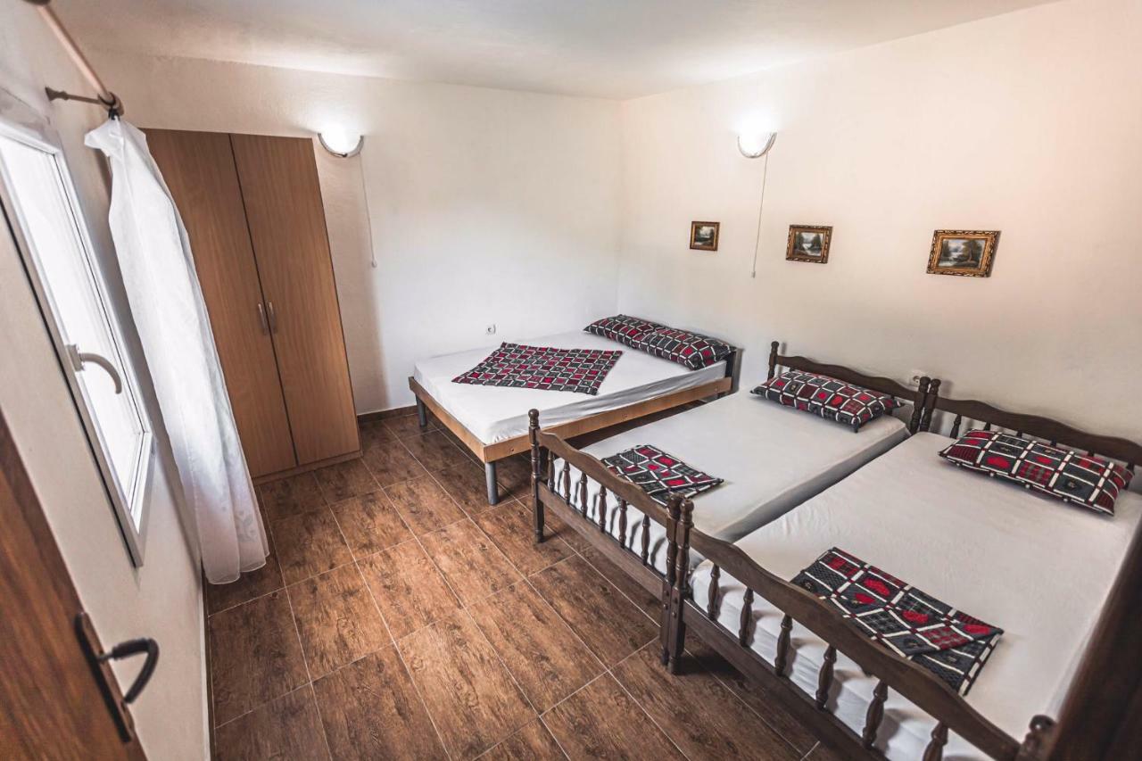 Apartments Ljujic Kruce Bagian luar foto